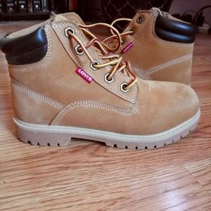 Levi's Boy beige over ankle boots 3m